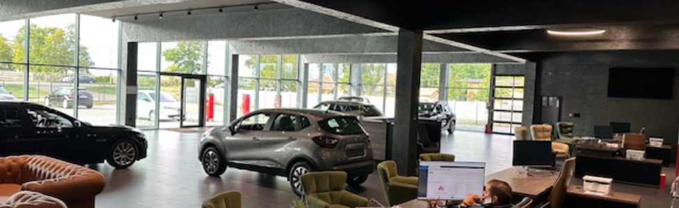 Straus Cars