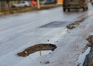 Udarna rupa iskrivila felnu, pocepala gumu ili napravila još veću štetu?